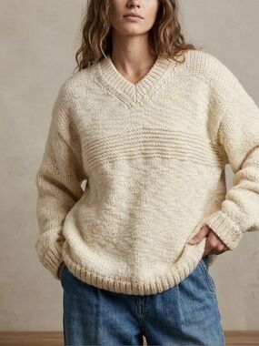 Vintage 90s GAP 100% Wool Heavy Chunky Hand Knit V-Neck Sweater Cream XL
